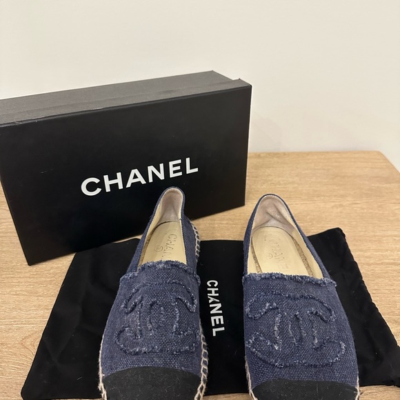 Authentic chanel espadrilles denim - Picture 4 of 4